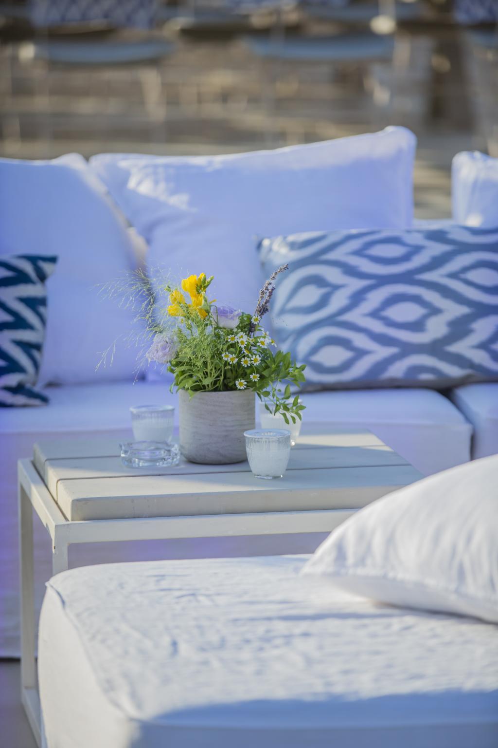 N&G Antiparos wedding - Image 4