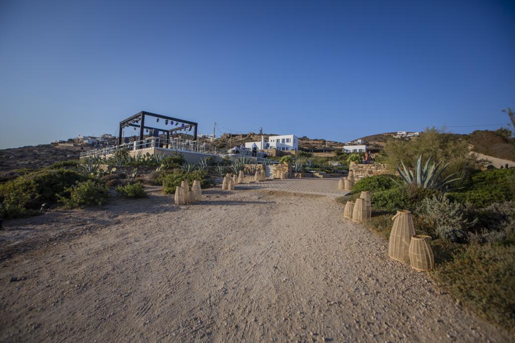 N&G Antiparos wedding - Image 13