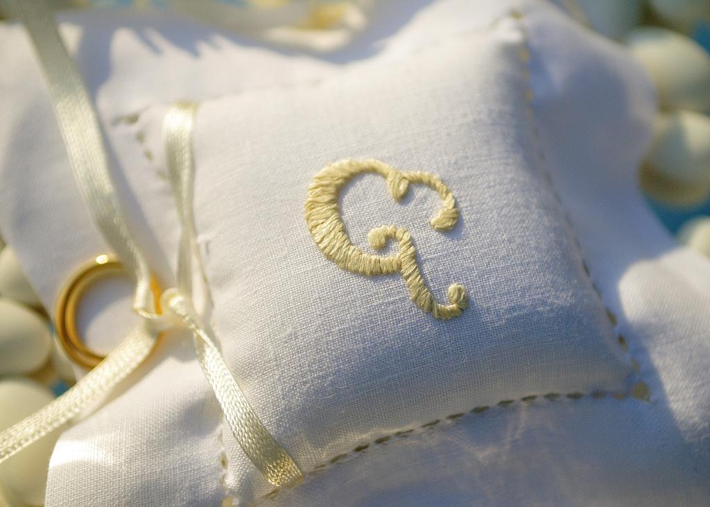 E&J Athens wedding - Image 3