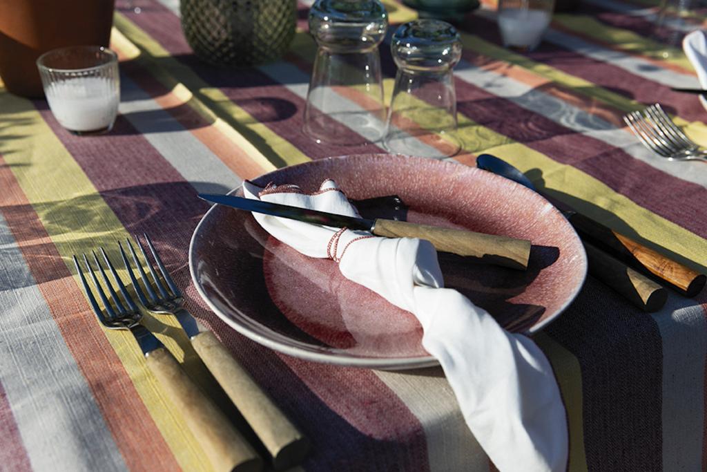 E&P Sifnos pre-wedding & wedding - Image 15