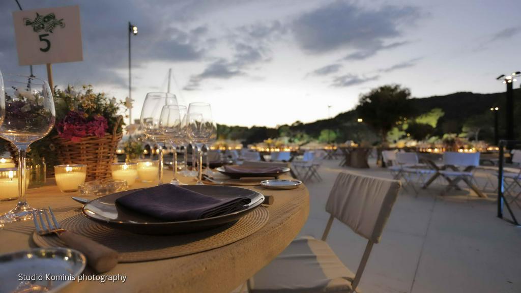 A&D Spetses wedding - Image 4
