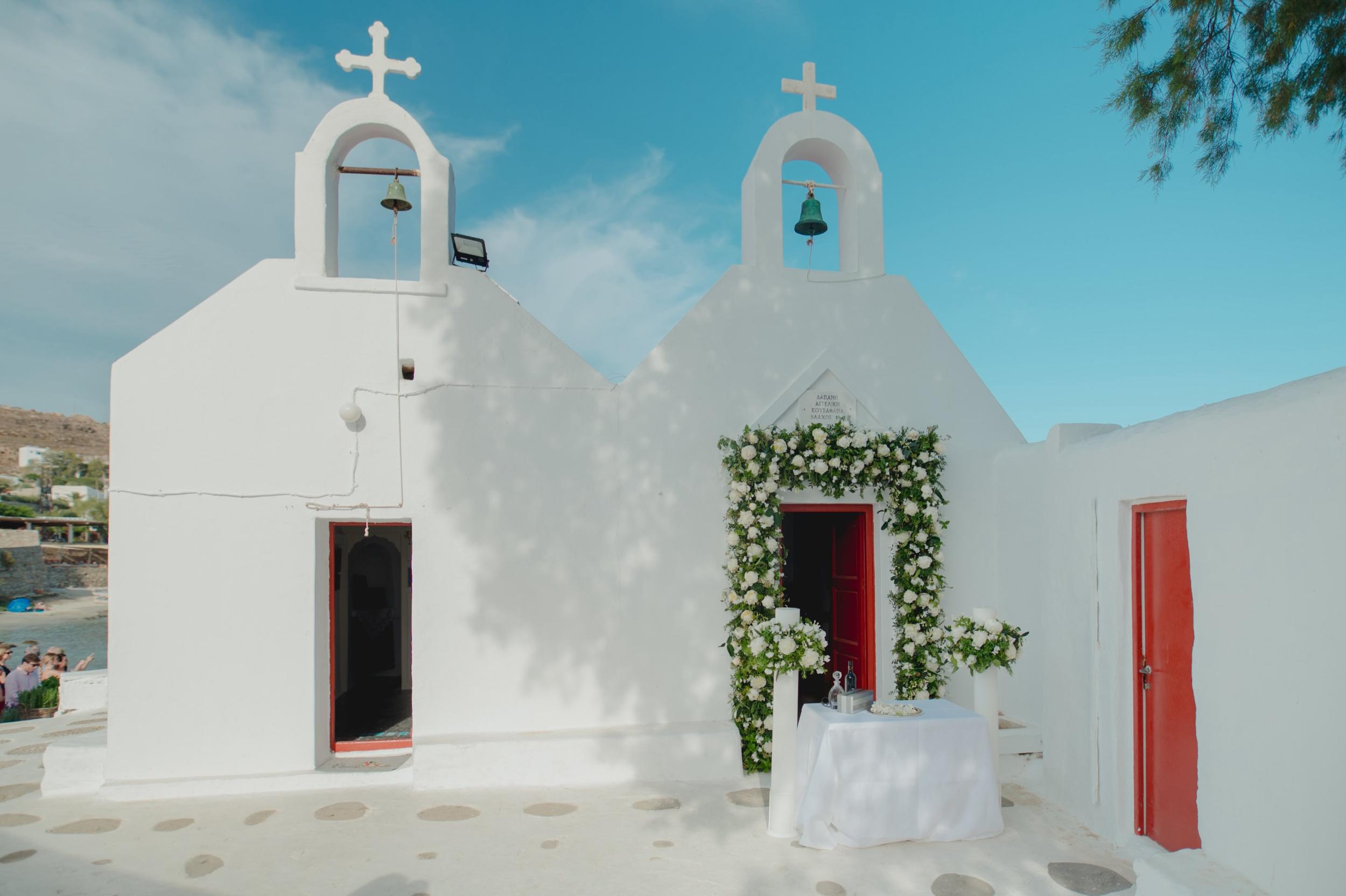 E&G Mykonos pre-wedding & wedding - Image 47